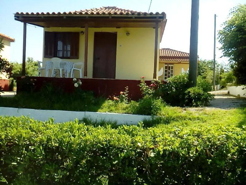 Beach Bungalows Kypseli Екстериор снимка