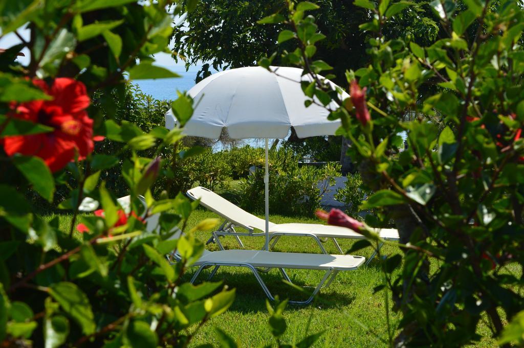 Beach Bungalows Kypseli Стая снимка