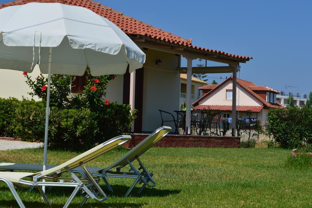 Beach Bungalows Kypseli Стая снимка