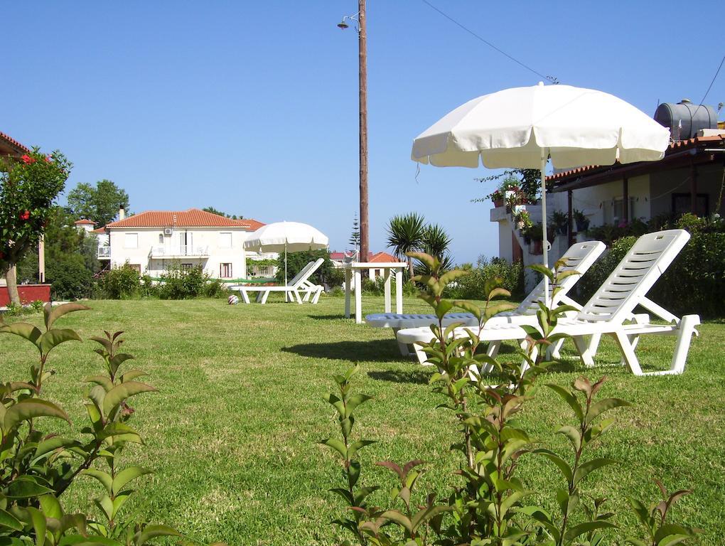 Beach Bungalows Kypseli Екстериор снимка