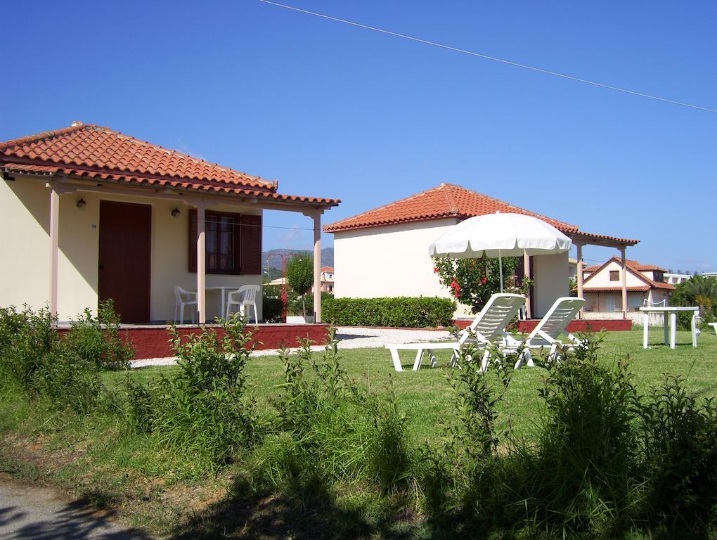 Beach Bungalows Kypseli Стая снимка